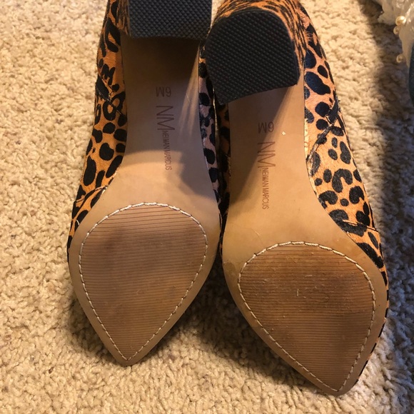Neiman Marcus leopard boots - Picture 5 of 8